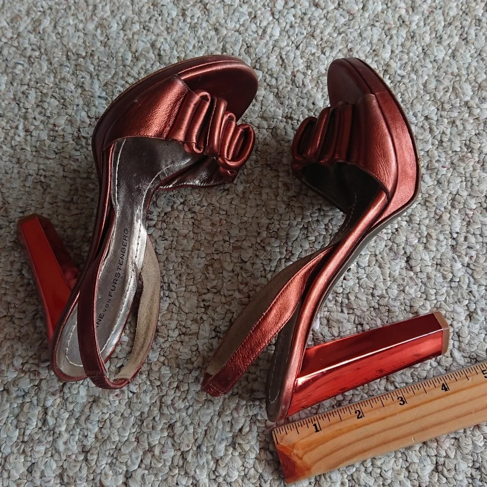 Diane von Furstenberg metallic orange open-toe slingback heels size 6.5